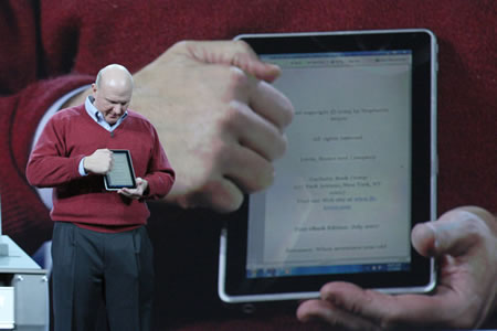 Steve Jobs | Steve Ballmer: Devices to be Proud: presentation and leadership.