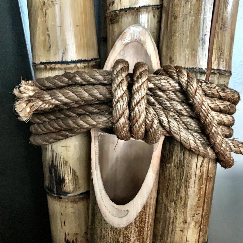 Brand Chains, Ropes, Knots and the Entwinement of Meaning