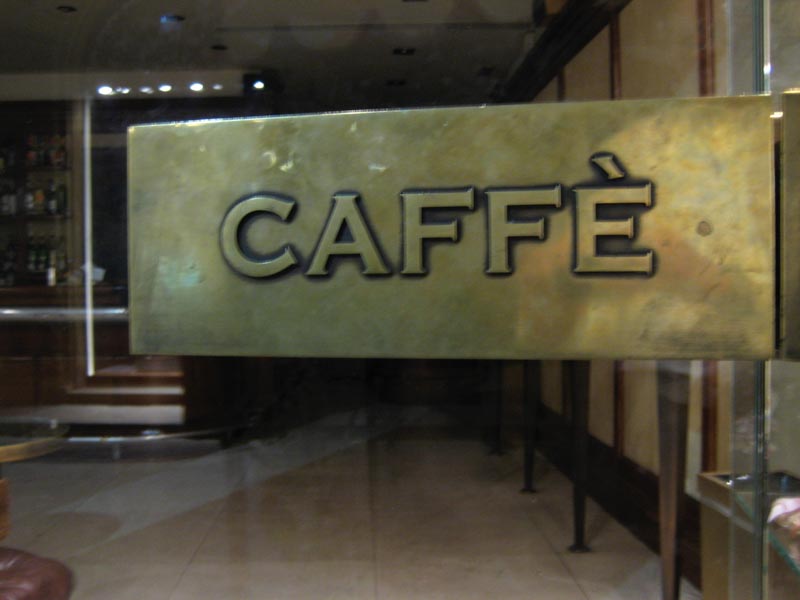 Handcrafted Wayfinding in the Era of AI: The Nuance of the Hand-Wrought